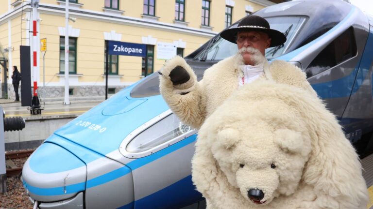 Pendolino debiutuje w Zakopanem. "Poranny posiłek nad Bałtykiem, wieczorny u podnóża Tatr" - INFBusiness