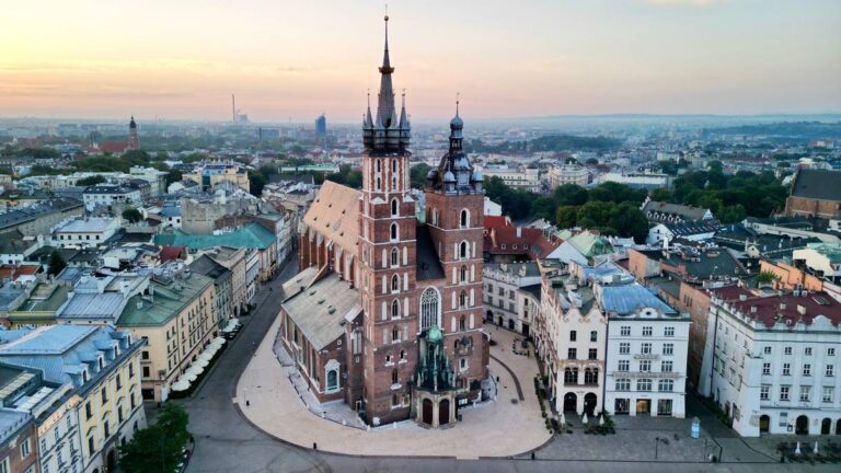 Kraków w górę. Rośnie napływ nowych mieszkańców. - INFBusiness