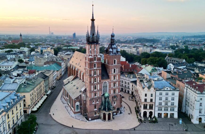 Kraków w górę. Rośnie napływ nowych mieszkańców.