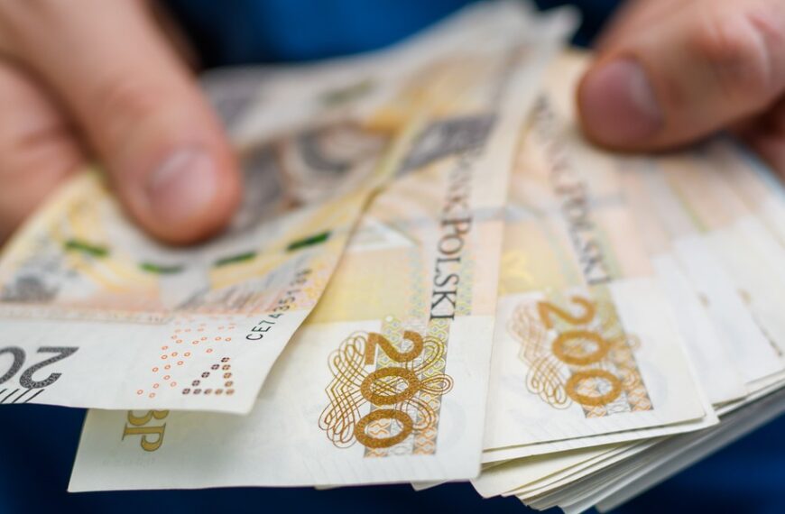 Średnia pensja w Polsce we wrześniu: Sprawdź, czy kwalifikujesz się do wzrostu!