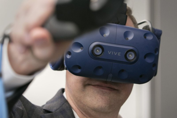 Naukowcy odtwarzają efekty działania narkotyków psychodelicznych za pomocą programu VR