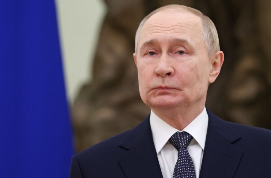 Władimir Putin złamał obietnicę. Rosja zmaga się z ogromnym deficytem budżetowym.