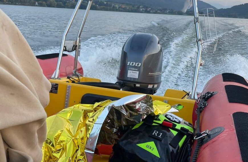 Lekki samolot przymusowo wodował na jeziorze. Maszyna poszła na dno.