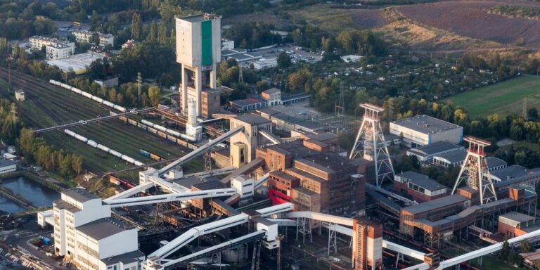 Przebudowa JSW: Jakie modyfikacje nadejdą dla firmy i załogi? - INFBusiness