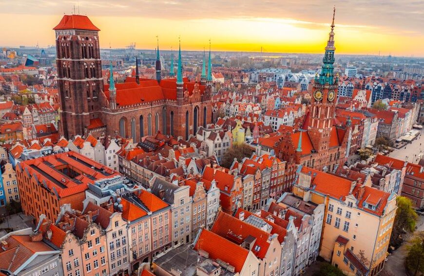 Gdańsk podnosi podatki. Wzrosną opłaty dla posiadaczy gruntów i odwiedzających.