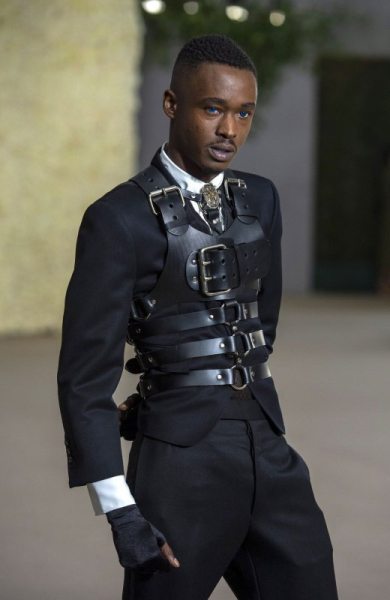 Znane osoby urodzone 24 października: Ashton Sanders, May Hong - INFBusiness