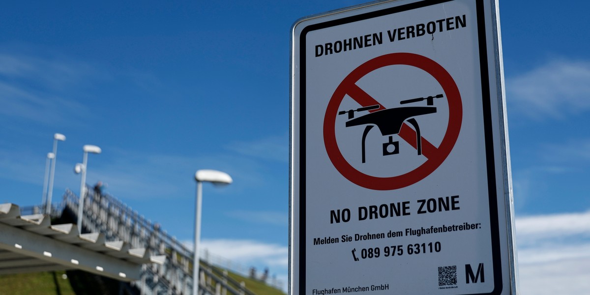 Pojawienie się dronów zablokowało starty na lotnisku w Monachium.