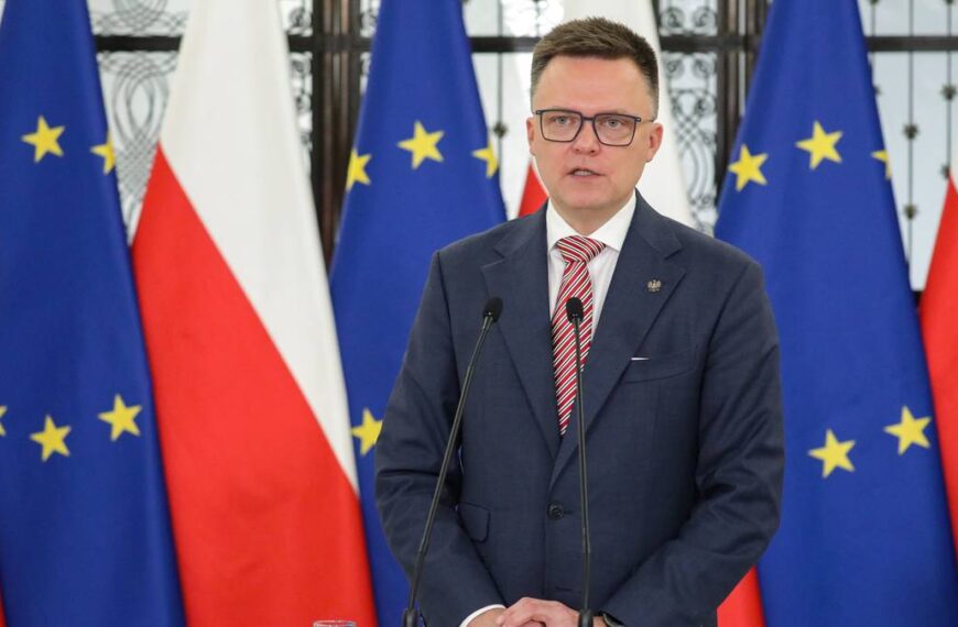 Głowa Państwa o dalszych losach Hołowni. „Niewątpliwie byłby sprawniejszym pretendentem”