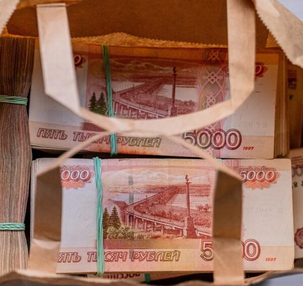 Rosja w potrzebie funduszy. Czy wzrost danin dotknie setki tysięcy drobnych przedsiębiorstw?