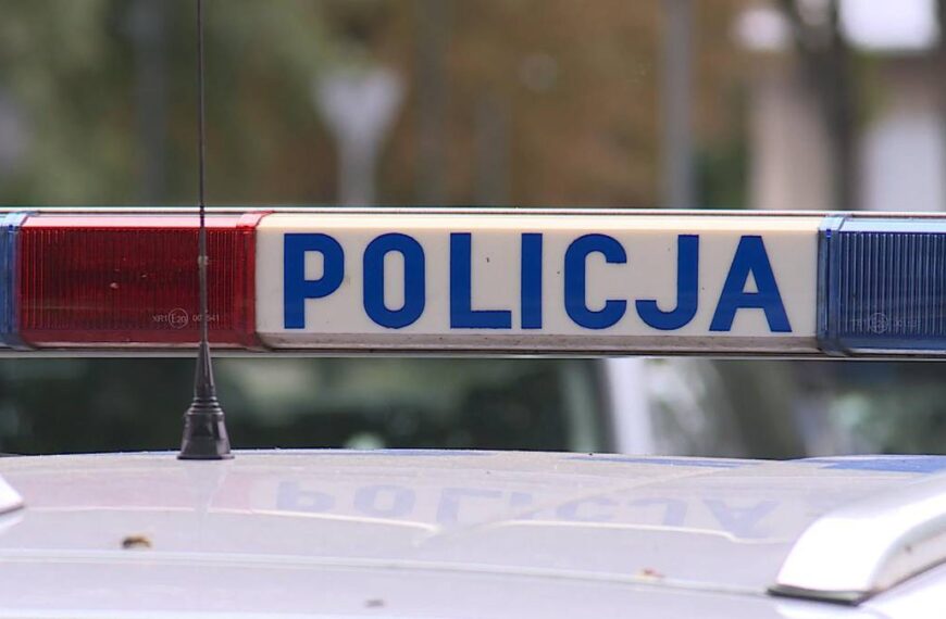 Wydarzenie z bronią palną w pobliżu szkoły we Włodarach. Zatrzymano 38-letniego mężczyznę.