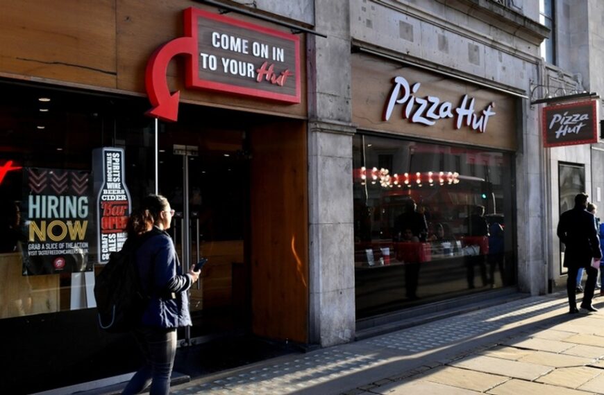 Pizza Hut likwiduje placówki w UK. Ponad tysiąc pracowników bez pracy.