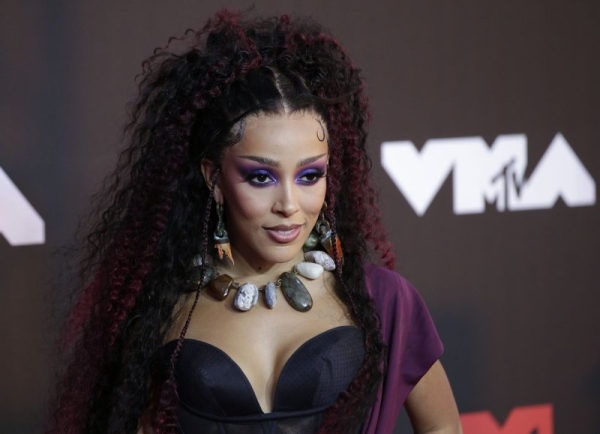 Znani urodzeni 21 października: Doja Cat i Andrew Scott