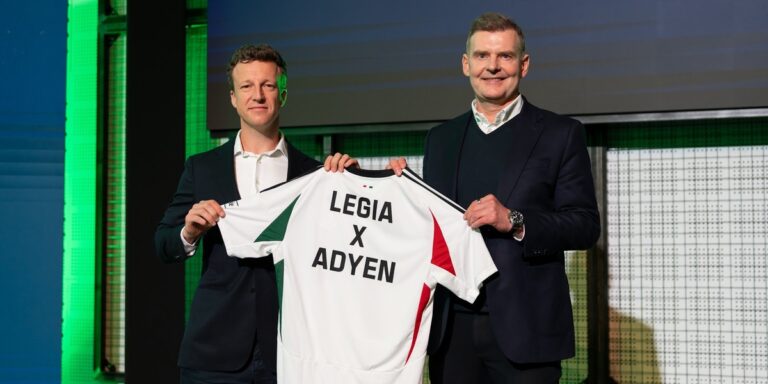 Legia ma nowego sponsora od płatności. Jak to wpłynie na fanów? - INFBusiness