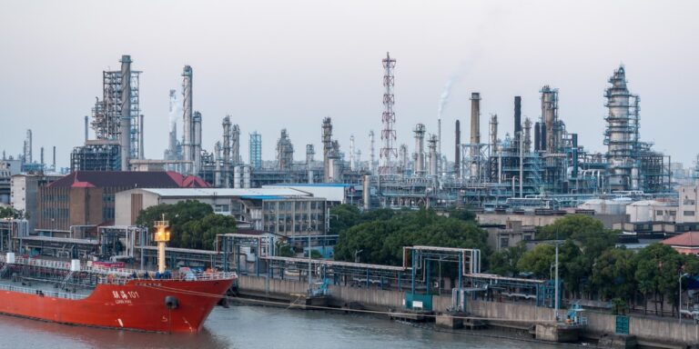 Chiny: świeże składy ropy. Zasoby strategiczne w górę - INFBusiness