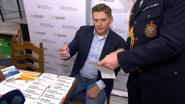 Spór o zakazane środki w parlamencie. Parlamentarzysta poddał się testom na wizji. - INFBusiness