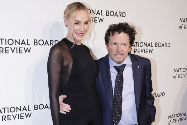 Obejrzyj: Michael J. Fox wspomina żonglowanie zdjęciami do filmów „Future” i „Family…