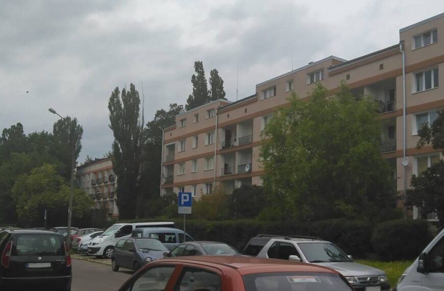 Seria napaści na łodzianki. Złodziej grasuje, powtarzalny schemat działania.