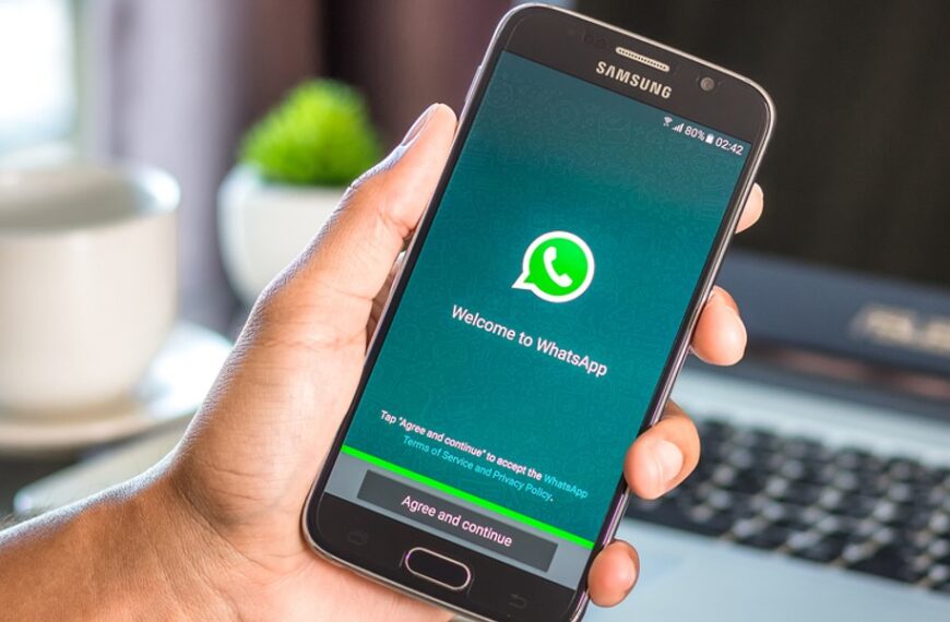 Cyberwojska alarmują: WhatsApp celem cyberataków