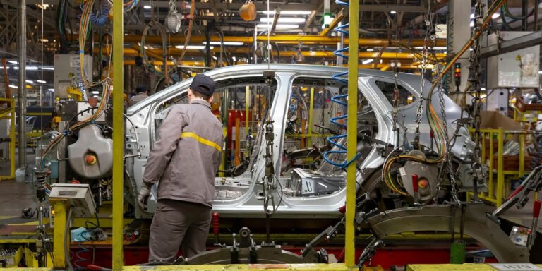 Polska produkcja przemysłowa ze zdumiewającym rezultatem we wrześniu. Dane ujawnione przez GUS. - INFBusiness