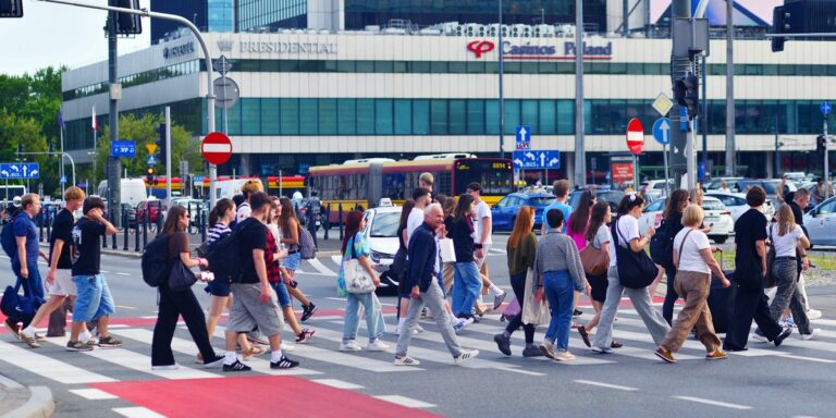Stopa bezrobocia może wzrosnąć. Mniej nowych ofert pracy i więcej zwolnień. - INFBusiness