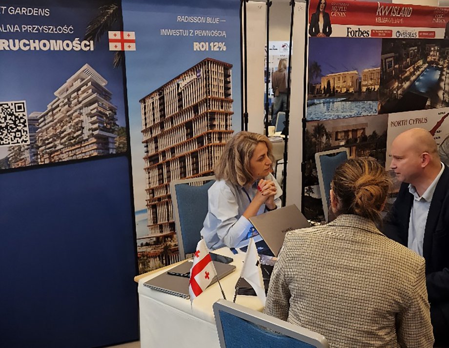 NEXT Property, globalny developer nieruchomości z projektami w Europie, na Środkowym Wschodzie i w Afryce, stale rozszerza swój zasięg międzynarodowy oraz bazę inwestorów. Z portfelem obejmującym ekskluzywne rezydencje, wille oraz kompleksy o różnym przeznaczeniu, przedsiębiorstwo stało się jednym z najszybciej rozwijających się deweloperów w regionie. NEXT showcases worldwide real estate at the United Property & Invest expo in Poland. - INFBusiness