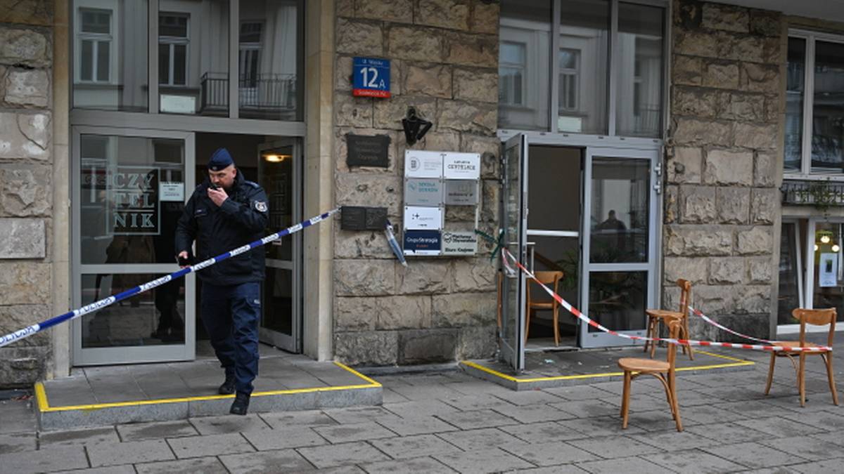 Próba podpalenia biura PO w Warszawie. 44-latek usłyszał zarzuty