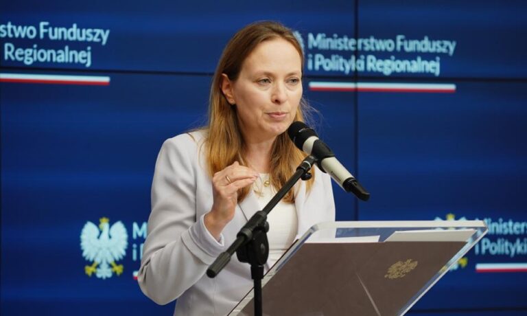 W ramach Inicjatywy Społecznej Mieszkaniowej Krajowego Zasobu Nieruchomości przewiduje się wzniesienie przeszło 33 tys. lokali mieszkalnych - zawiadomiła na platformie X zwierzchniczka resortu funduszy, Katarzyna Pełczyńska. 33 tys. mieszkań na tani wynajem. Pełczyńska: Tyle mamy w planach - INFBusiness