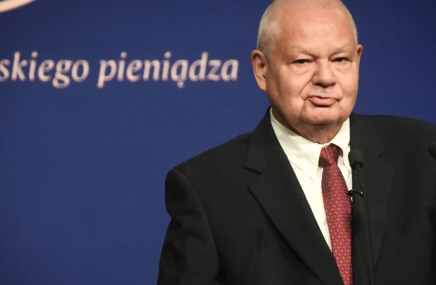 Notatki z obrad Rady Polityki Pieniężnej. Coś hamuje cięcia stóp procentowych.