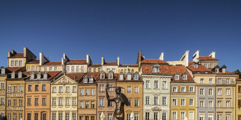 NEXT showcases worldwide real estate at the United Property & Invest expo in Poland. - INFBusiness