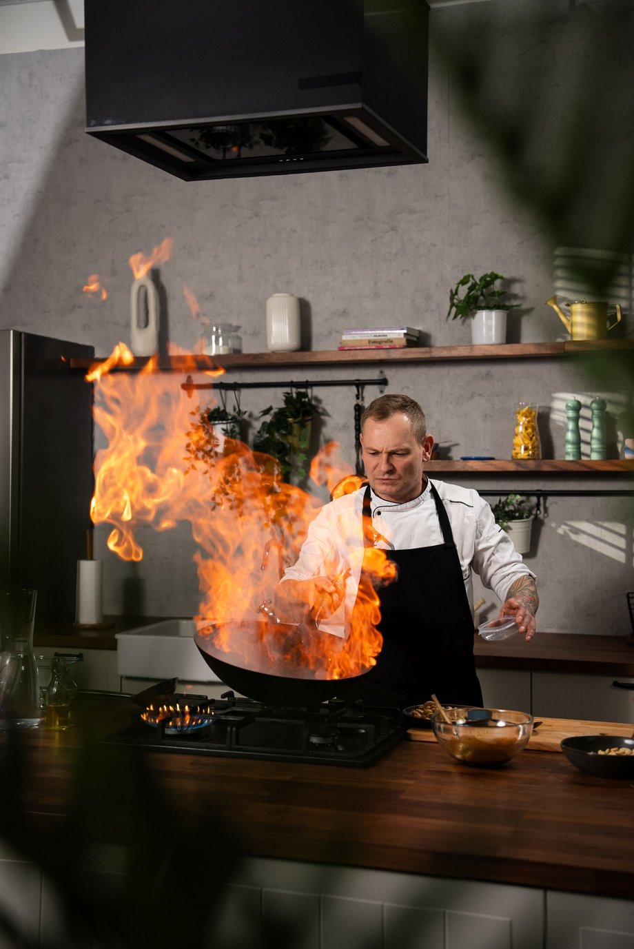 Zbliża się kluczowe wydarzenie tej jesieni dla każdego, kto prowadzi biznes w branży gastronomicznej, hotelarskiej lub turystyce! „Taste&Travel” to nie tylko kolejna konferencja, ale intensywny dzień wypełniony strategiami, nowościami i gotowymi do zastosowania rozwiązaniami, które bezpośrednio przełożą się na powiększenie przychodów i przywiązanie klientów z sektora lokalnych MMŚP. Magda Gessler, Piotr Ogiński i Grzegorz Łapanowski gotują w Zachodniopomorskiem - INFBusiness