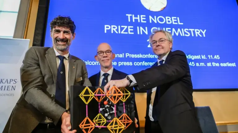 Profesor Bury: Laureaci Nobla Odmienili Projektowanie Nowych Materiałów - INFBusiness