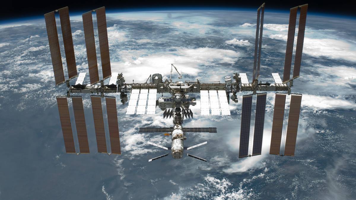 Pierwsze polskie satelity zostaną wystrzelone na orbitę. Kosiniak-Kamysz ujawnił datę.