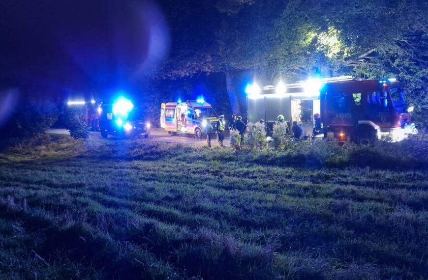 Straszny karambol w Łebieńskiej Hucie. Troje młodych poszkodowanych, jeden zmarł.