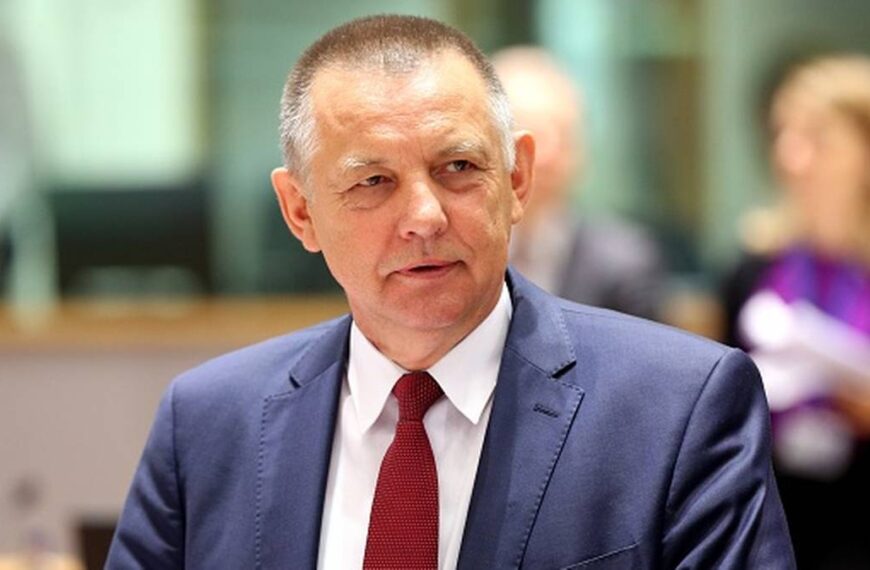 Marian Banaś tworzy organizację. Podanie u władz.