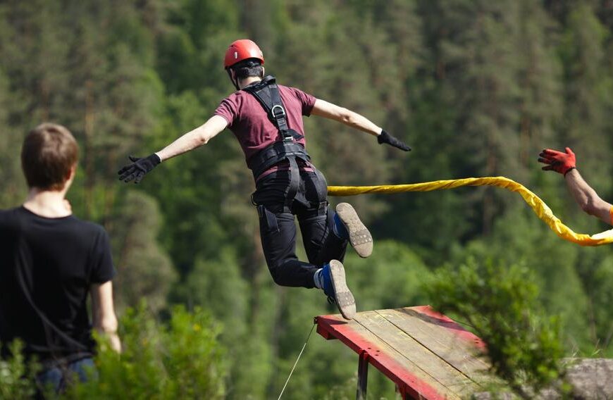 NPB: Koszty lokali mieszkalnych nadal gwałtownie spadają. W głównych metropoliach niższe ceny…