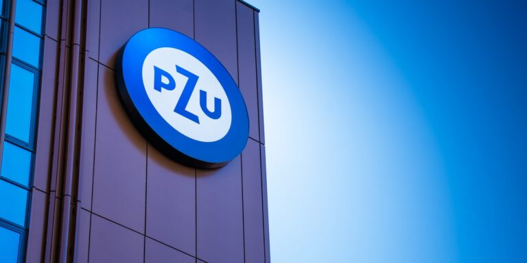 Proponowana restrukturyzacja Banku Pekao z PZU okazuje się bardziej intratna dla Skarbu Państwa niż dla inwestorów finansowych. Raport Citigroup, do którego dotarł PAP Biznes, wskazuje, że kontrola nad dysponowaniem dodatkowych zasobów kapitałowych uzyskanych dzięki tej transakcji przypadnie państwu, co czyni ją wyjątkowo atrakcyjną dla tego podmiotu. Nowy plan działania Pekao i PZU. Główne zyski dla państwa. - INFBusiness