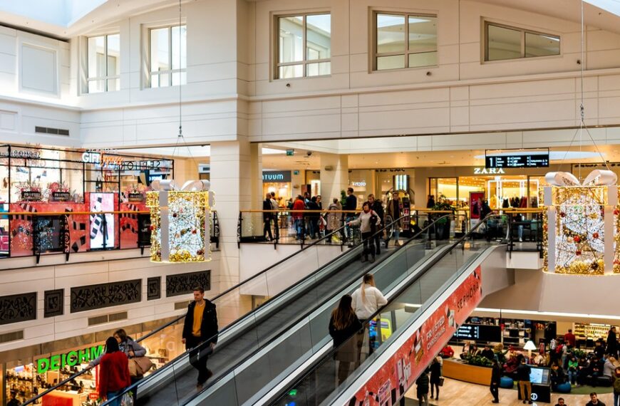 Czarnego Piątku kuszące obniżki. Psycholog przestrzega przed ryzykiem.