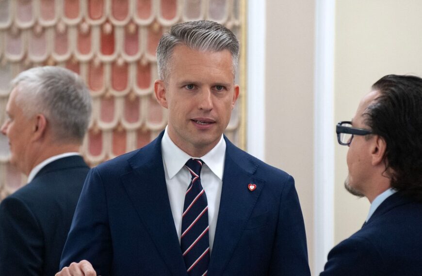 Terminal kontenerowy w Świnoujściu gotowy do 2029. Wice-minister Marchewka odpowiada na skargi…