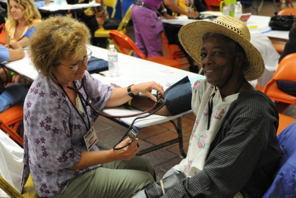 Badanie: Nagrody pieniężne w loterii nie są skuteczne w obniżaniu ciśnienia krwi