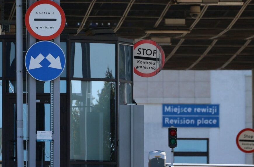 Wydawanie wiz w Polsce w dół. Ucierpiał na tym biznes.