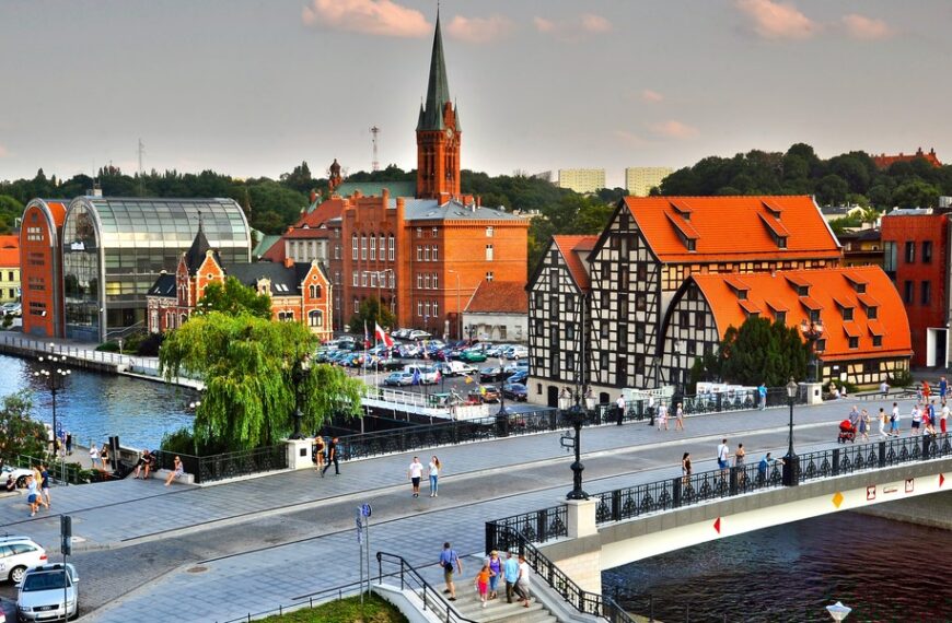 Bydgoszcz: Bezpieczeństwo sieci w rozwijającym się ośrodku IT.