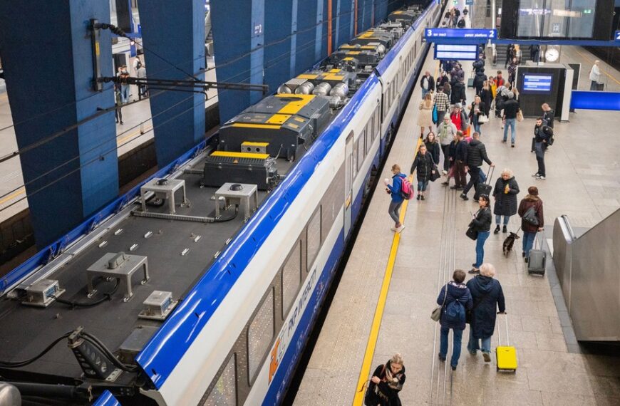 Ekspresowe pociągi w Polsce. Podwyżki opłat za przejazdy po zwiększeniu prędkości?
