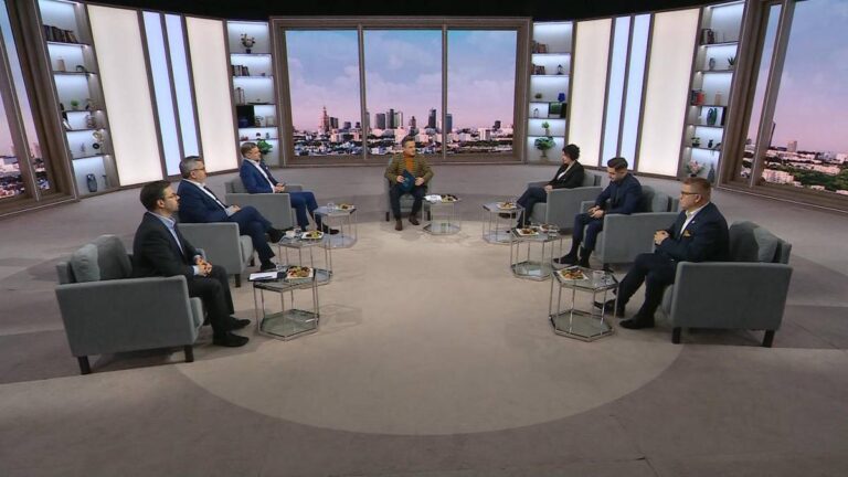 Prezydentura mylona z chuligańską bójką. Kontrowersje wokół promocji w tajnych służbach. - INFBusiness