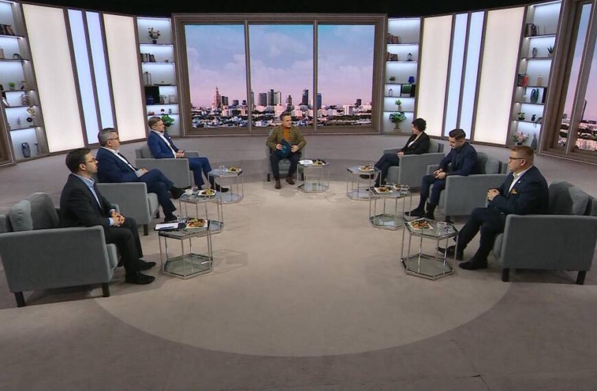 Prezydentura mylona z chuligańską bójką. Kontrowersje wokół promocji w tajnych służbach.