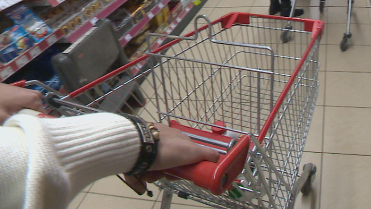 Główny Inspektorat Sanitarny alarmuje o wykryciu glutenu w partii prażynek kukurydzianych, które oznaczono jako artykuły bezglutenowe. Zjedzenie ich przez osoby cierpiące na alergię lub nietolerancję glutenu może spowodować pojawienie się reakcji alergicznej. Partia chrupek kukurydzianych wycofana ze sprzedaży. Pilny komunikat GIS