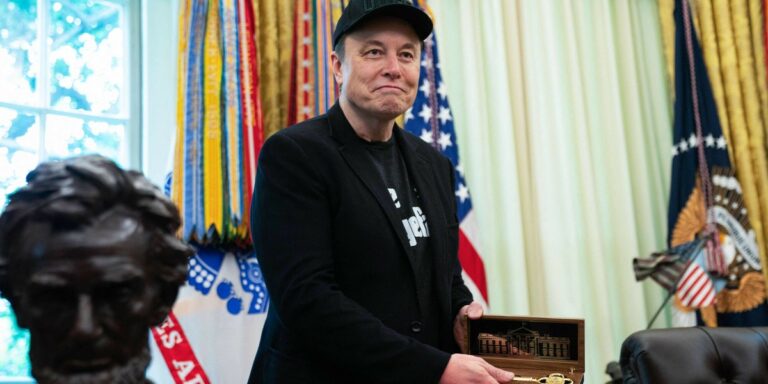 Udziałowcy zatwierdzili wynagrodzenie dla Elona Muska. Ogromna suma. - INFBusiness