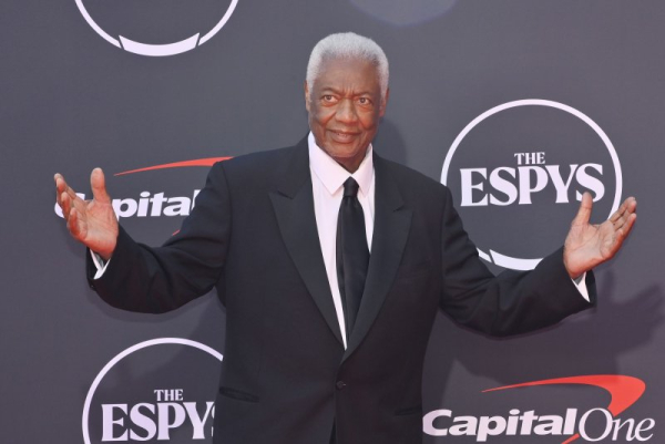 Znani urodzeni 24 listopada: Oscar Robertson, Stephen Merchant