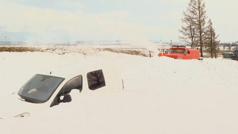 Osoby zablokowane w autach. Interwencja służb na Podkarpaciu. - INFBusiness