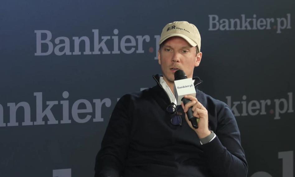 „Dajemy młodym ludziom szansę na efektywne zarządzanie swoimi finansami, wykorzystując naszą usługę gwarancji depozytu za wynajem” – oznajmia Marcin Sulmirski, twórca Bingo Rent. Ten startup pragnie zaprowadzić na polskim rynku świeży standard klarowności między osobami wynajmującymi a właścicielami. Bingo Rent: fintech, który zmienia rynek najmu