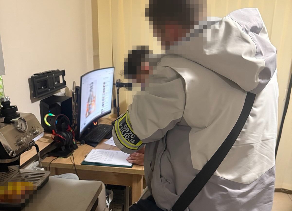 Rosjanin-cyberprzestępca aresztowany w Krakowie. Podejrzany o kradzież informacji z popularnego e-sklepu. - INFBusiness